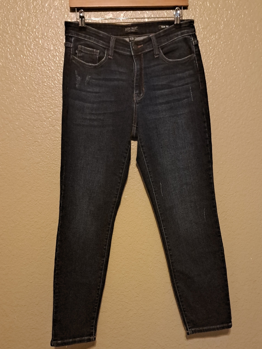 Judy Blue High-Rise Skinny Jeans. Size 11/30 Slim Fit.